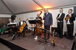 Der Präsident des Bürgerparkvereins Joachim Linnemann spricht Dankesworte zum 150 jährigen Bestehen