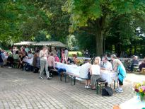 11. Schlemmermahl rund um den Marcusbrunnen im Bremer Bürgerpark