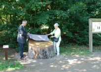 Einweihung der neuen Baumscheibe im Stadtwald