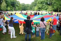 Schwer Abstand zu halten: Der Spieltreff im Bremer Bürgerpark